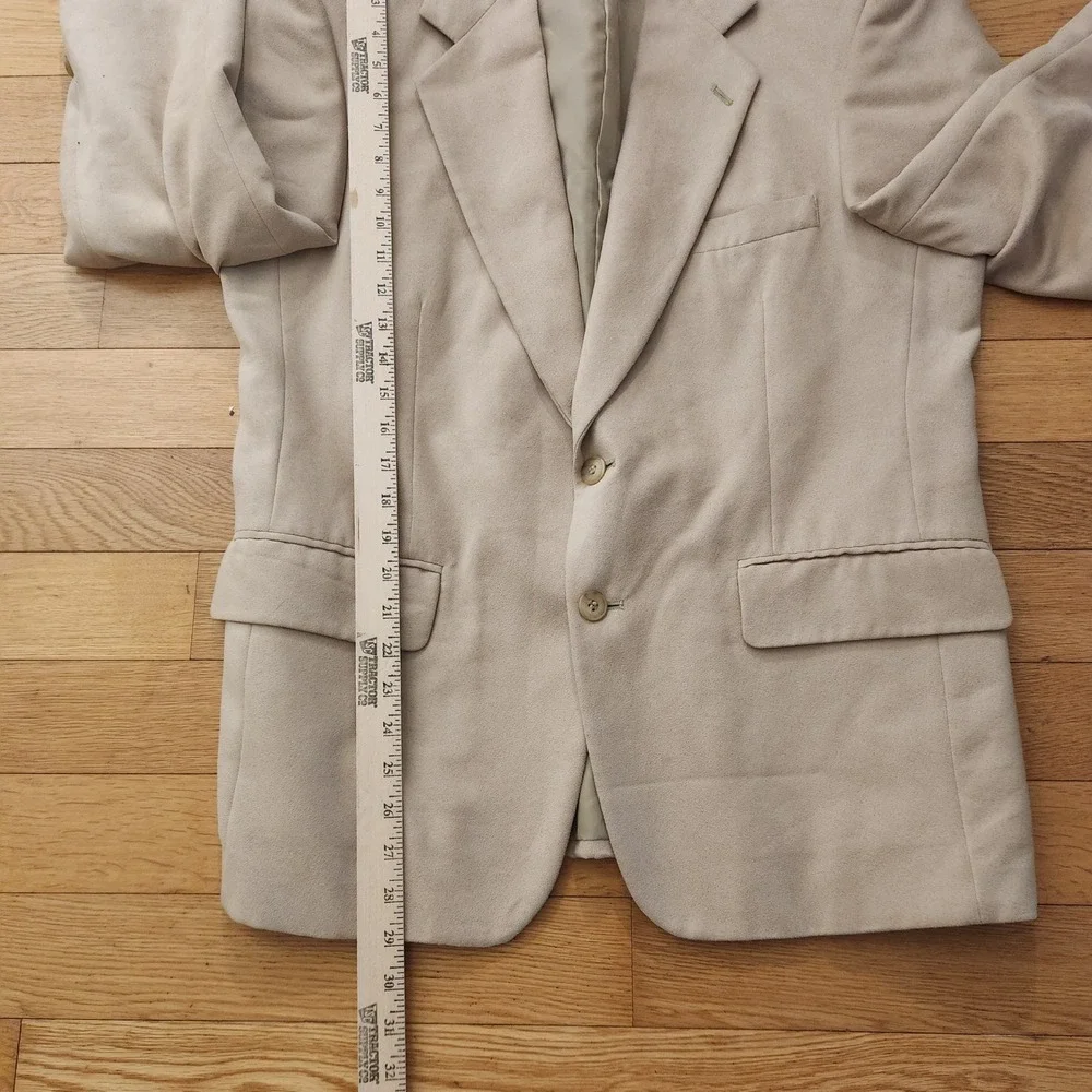 Supra Suede Men Two Button Blazer Jacket Tan Camel Faux Suede Sport Coat 42R VTG